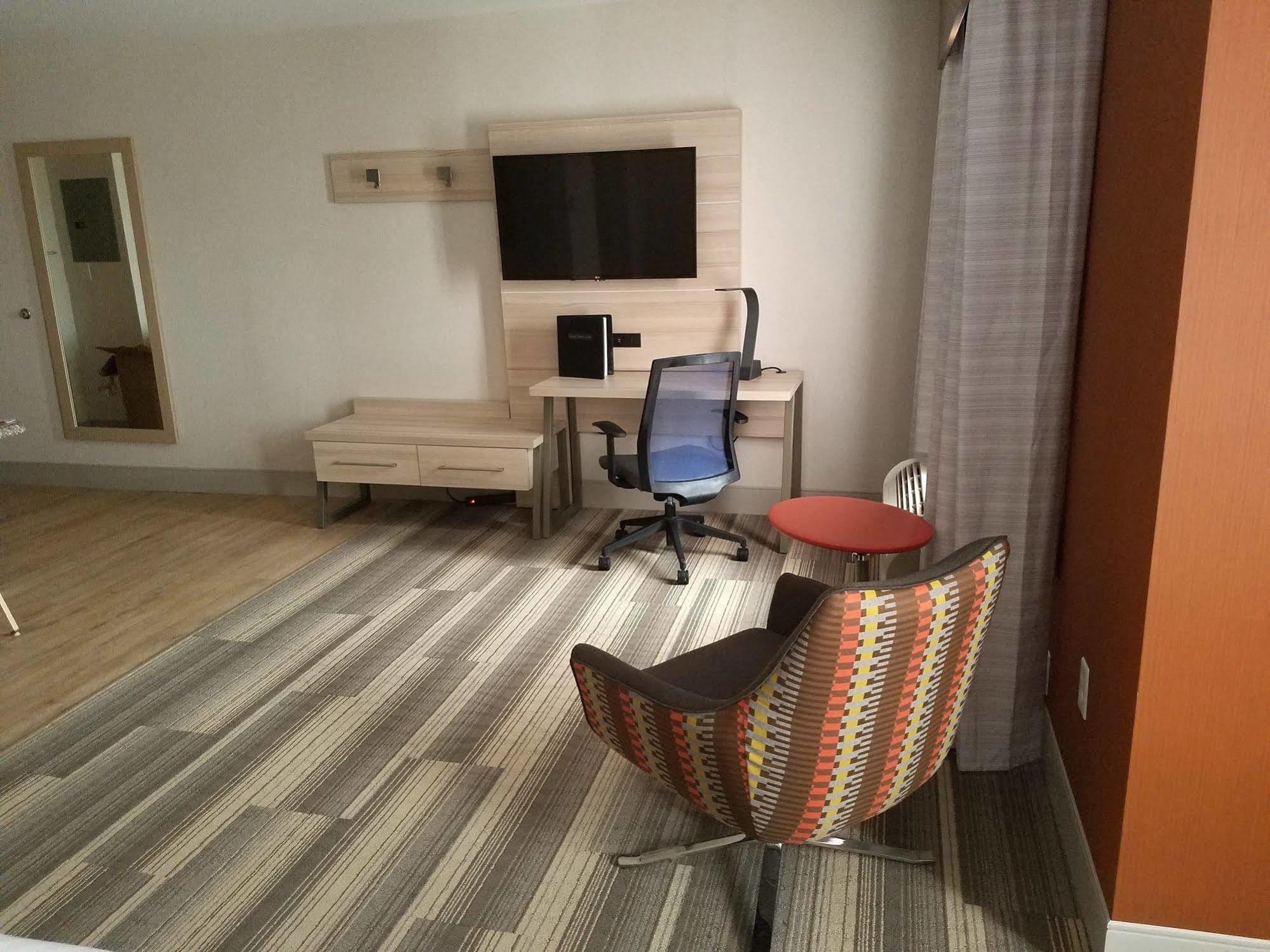 Holiday Inn Express Lexington Eksteriør bilde